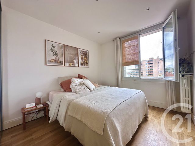 Appartement T3 à vendre - 3 pièces - 64.81 m2 - VILLEURBANNE - 69 - RHONE-ALPES - Century 21 Villa Urbana