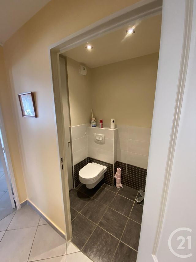 Appartement T3 à vendre - 3 pièces - 92.0 m2 - DECINES CHARPIEU - 69 - RHONE-ALPES - Century 21 Villa Urbana
