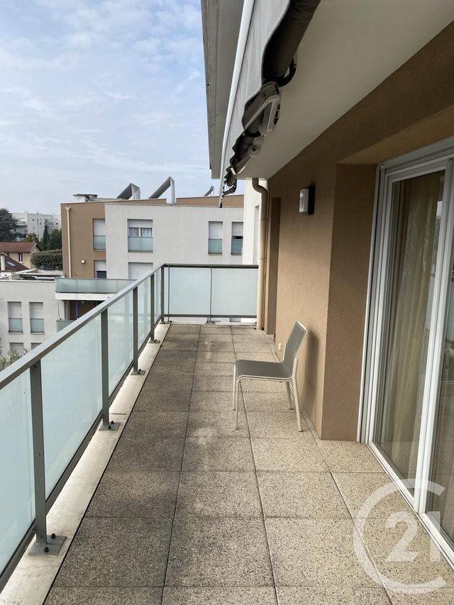 Appartement T3 à vendre - 3 pièces - 92.0 m2 - DECINES CHARPIEU - 69 - RHONE-ALPES - Century 21 Villa Urbana