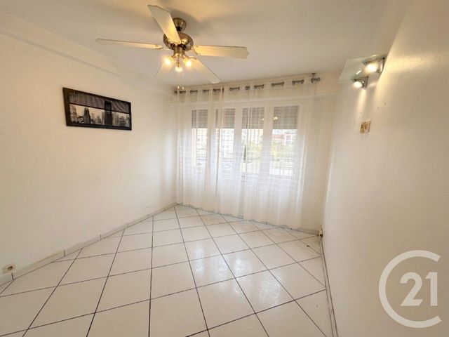 Appartement F4 à vendre - 4 pièces - 77.0 m2 - VILLEURBANNE - 69 - RHONE-ALPES - Century 21 Villa Urbana