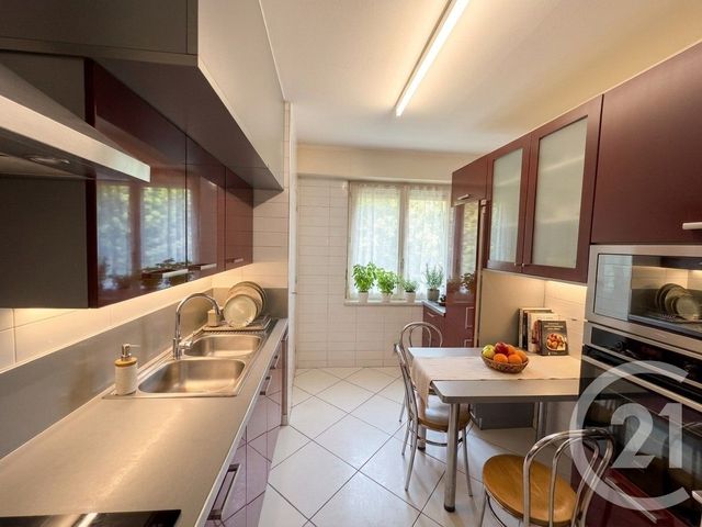 Appartement F4 à vendre - 4 pièces - 77.0 m2 - VILLEURBANNE - 69 - RHONE-ALPES - Century 21 Villa Urbana
